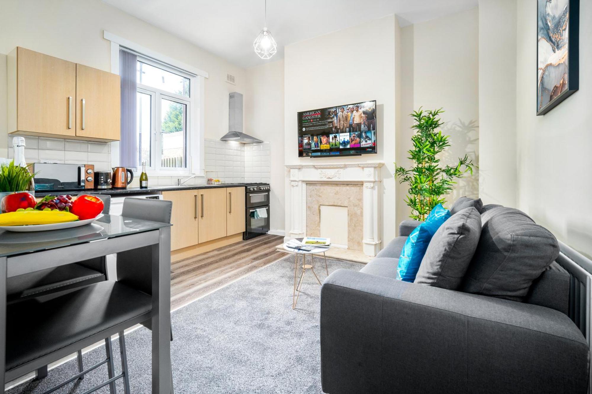 2 Bedroom - West Brom - Netflix - Wifi - Parking - Excellent Value - Wba * West Bromwich
